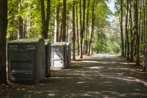 Best Portable bathroom rental  in Overland Park, KS